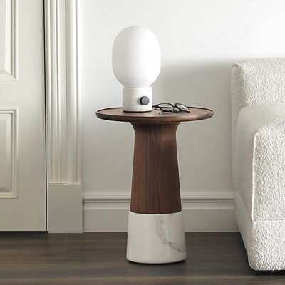 Oak Veneer Central Round End Table Natural Wood Top Solid Wood  Legs Side Table For Living Room And Hotel Use