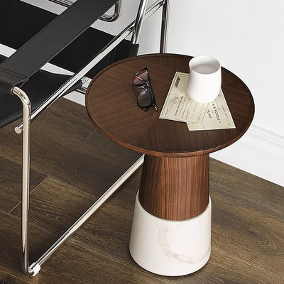 Oak Veneer Central Round End Table Natural Wood Top Solid Wood  Legs Side Table For Living Room And Hotel Use