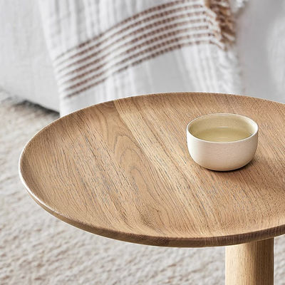 Oak Veneer Round End Table Natural Wood Top Solid Wood  Legs Side Table For Living Room And Hotel Use