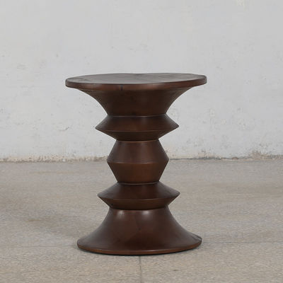 Matt Finish Oak Veneer End Table For Living Room And Hotel Use