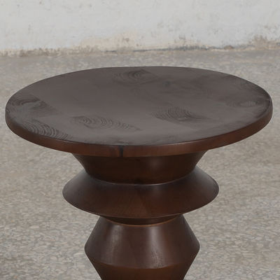 Matt Finish Oak Veneer End Table For Living Room And Hotel Use